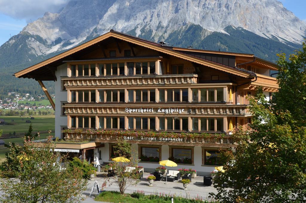 Sporthotel Zugspitze Lermoos Exteriér fotografie