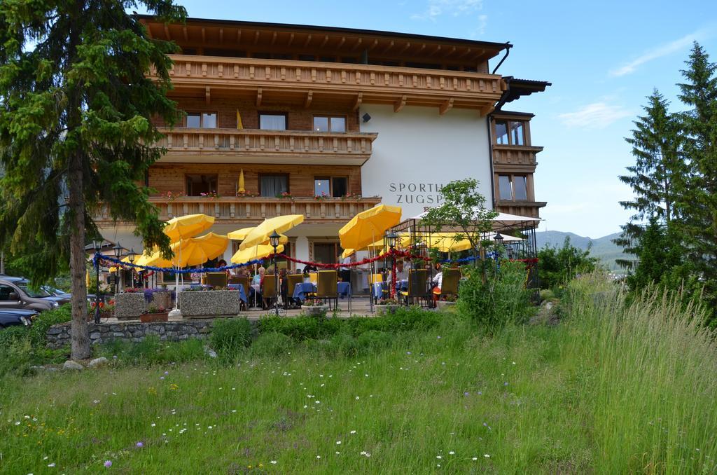 Sporthotel Zugspitze Lermoos Exteriér fotografie