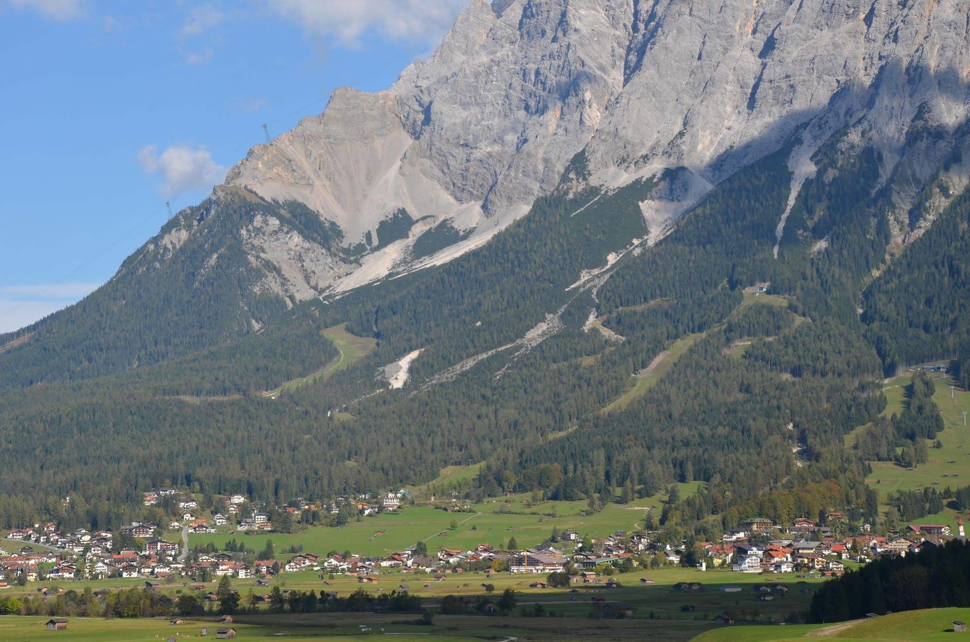 Sporthotel Zugspitze Lermoos Exteriér fotografie